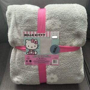 NEW Hello kitty blanket